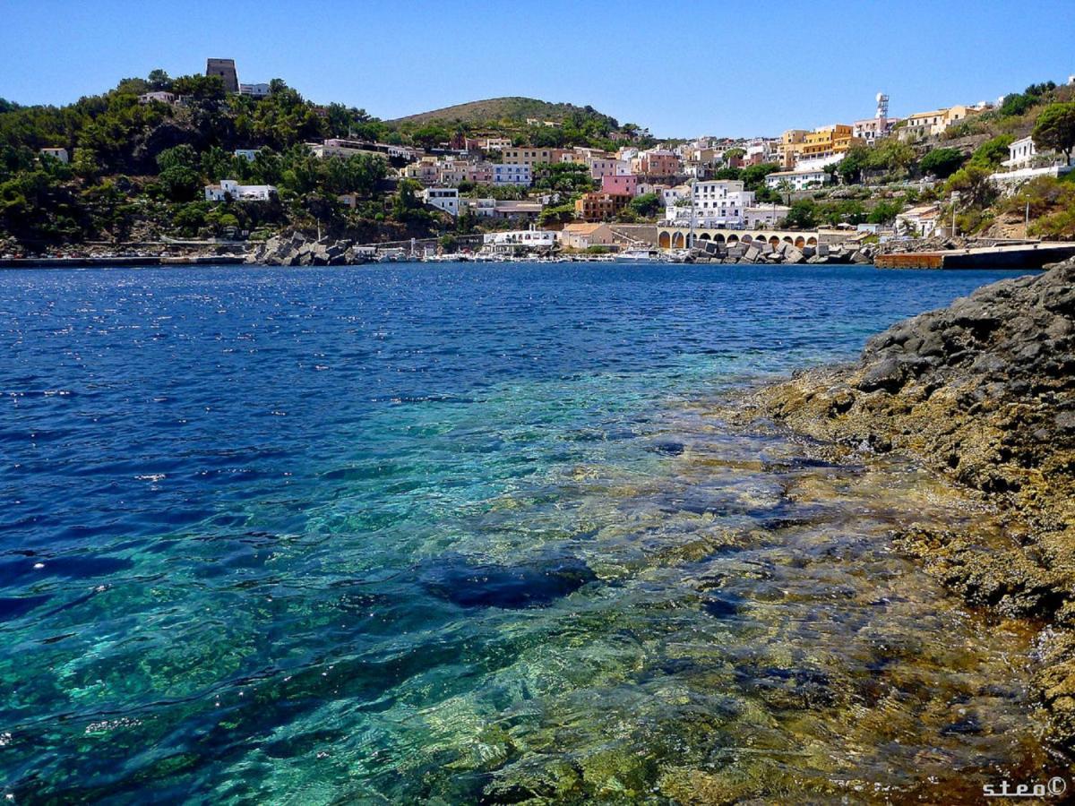 Bnbook Ustica Mia Isola di Ustica Exterior foto